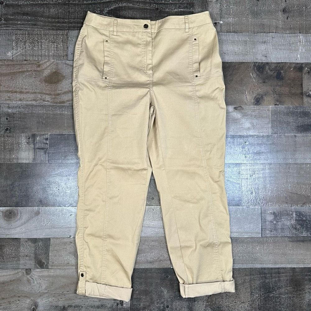 Chicos Women’s Size .5 Small Khaki Ankle Pants Tan Stretch Cuff Hem Chino